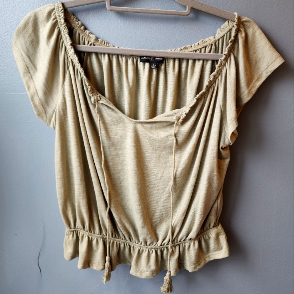 Almost Famous Sz L Women's Blouse